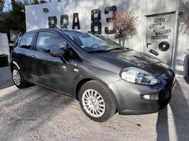 Fiat Grande Punto PUNTO/PUNTO EVO 1.2i - 69 Euro 6 Young GRIS CLAIR de 2015
