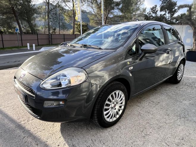 Fiat Grande Punto PUNTO/PUNTO EVO 1.2i - 69 Euro 6 Young GRIS CLAIR de 2015
