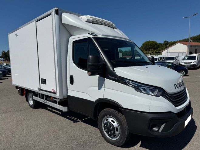 Iveco Daily FRIGORIFIQUE 35C18 A8 180CV 3L CAISSE HA Blanc de 2025