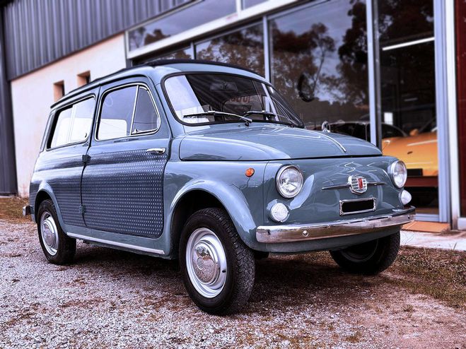 Fiat 500  bleu de 1967