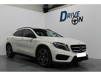  Voir d&eacute;tails -Mercedes Classe GLA 220 d - BV 7G-DCT - Fascination 4-Matic  &agrave; Saint-Andr�-de-Corcy (01)