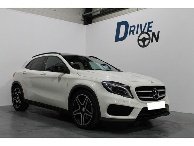 Mercedes Classe GLA 220 d - BV 7G-DCT - Fascination 4-Matic  BLANC de 2017
