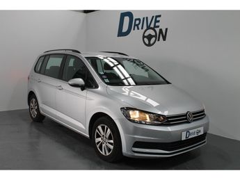  Voir d&eacute;tails -Volkswagen Touran 1.5 TSI Evo - 150 CH - 7 places - SUIVI  &agrave; Saint-Andr�-de-Corcy (01)