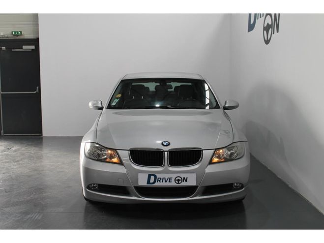 BMW Serie 3 320d Confort - 177 BERLINE E90 PHASE 1 GRIS CLAIR de 2008