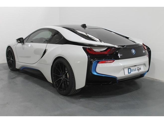 BMW I8 Coup� I12 . PHASE 1 Blanc de 2016