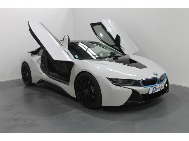 BMW I8 Coup� I12 . PHASE 1 Blanc de 2016