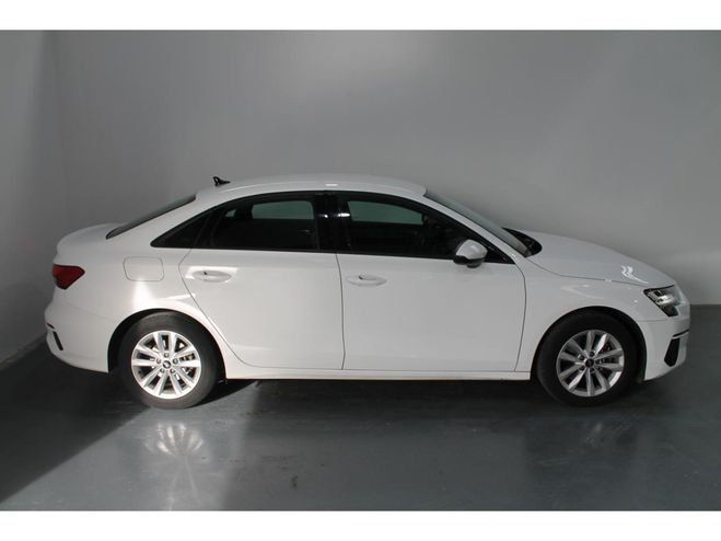 Audi A3 Berline 1.5 35 TFSI - 150 - BV S-Tronic  BLANC de 2021
