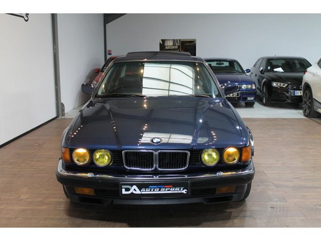 BMW Serie 7 750iL - BVA BERLINE E32 BLEU FONCE de 1990