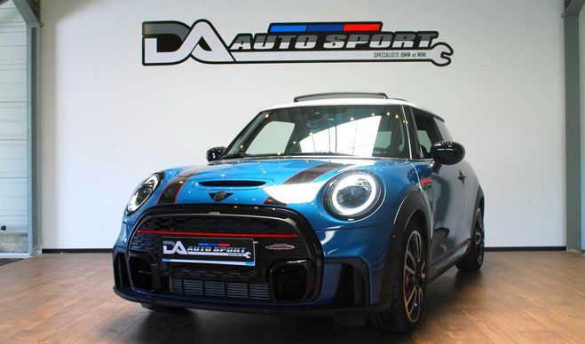 Mini One 2.0i - 231 - BVA Sport F56 LCI COUPE Joh BLEU CLAIR de 2023