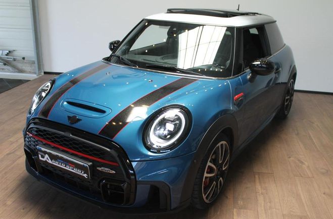 Mini One 2.0i - 231 - BVA Sport F56 LCI COUPE Joh BLEU CLAIR de 2023