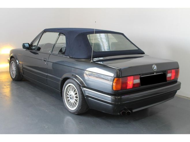 BMW Serie 3 E30 320i CABRIOLET M TECHNIC NOIR de 1991