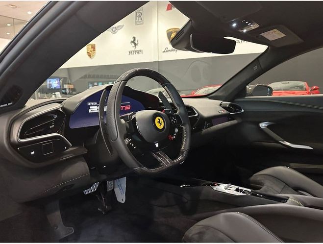 Ferrari 296 GTB COUPE 3.0 TURBO V6 HYBRIDE 830 Gris Metal de 2022