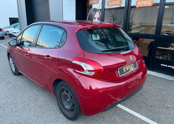 Peugeot 208 1l 70ch active courroie neuve bluetooth  Rouge de 2013