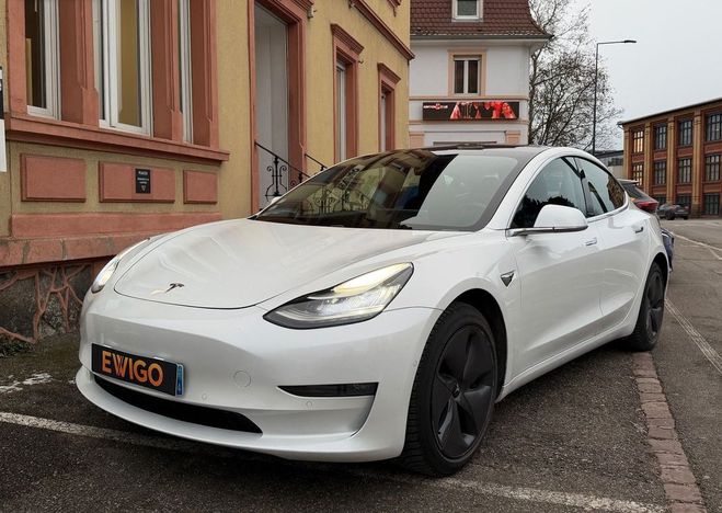 Tesla Model 3 model-3 electric 475 75kwh grande-autono Blanc de 2019