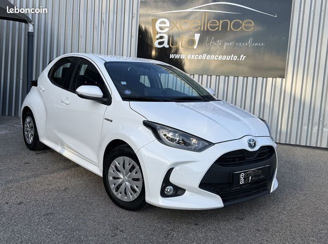 Toyota Yaris 116H DYNAMIC 5P MY21 Blanc de 2021