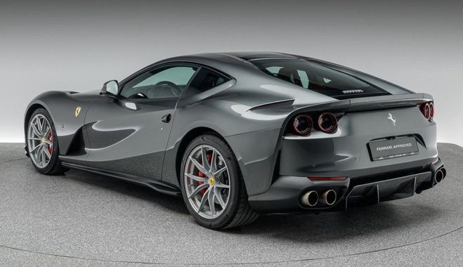 Ferrari 812 Superfast   de 2018