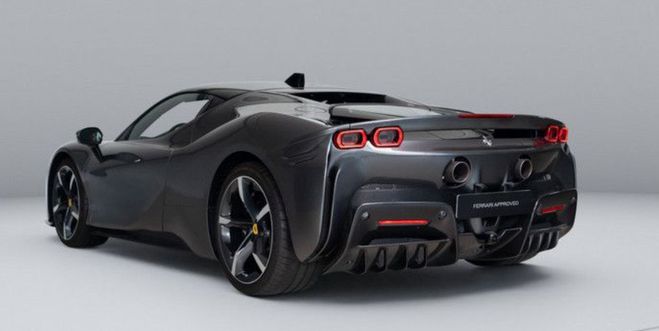 Ferrari SF90 Carbone si�ges confort  de 2022