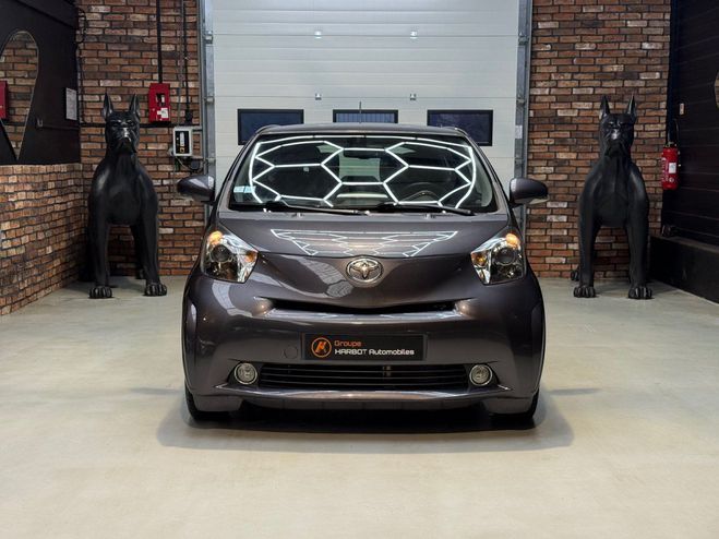 Toyota Iq ICONIC 68 cv VVT-i MultiDrive - BOITE AU Gris de 2014