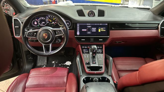 Porsche Cayenne COUPE (9YB) 3.0 V6 462CH E-HYBRID Gris F de 2020