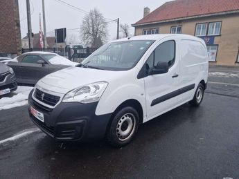  Voir d&eacute;tails -Peugeot Partner 1.6 BlueHDi Utilitaire Galicia &agrave; Saint-Ghislain (73)