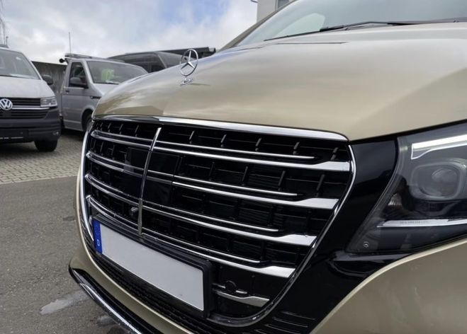 Mercedes Classe V 300 4MATIC EXCLUSIVE R1789 Beige M�tallis� de 2024