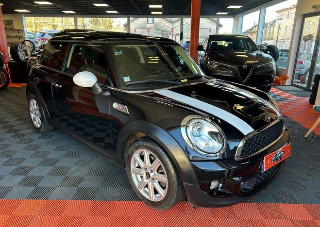 Mini One Cooper SD (R56) LCI 2.0 D 16V 143 cv Gar Noir de 2012