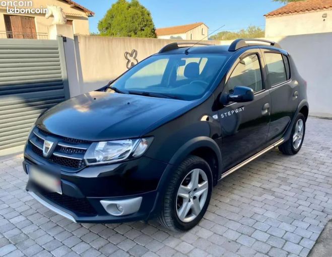 Dacia Sandero tce 90 cv stepway Noir de 2016