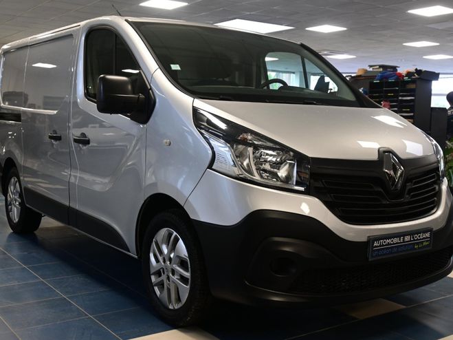 Renault Trafic FOURGON FGN L1H1 1000 KG DCI 95 E6 GRAND Gris de 2018