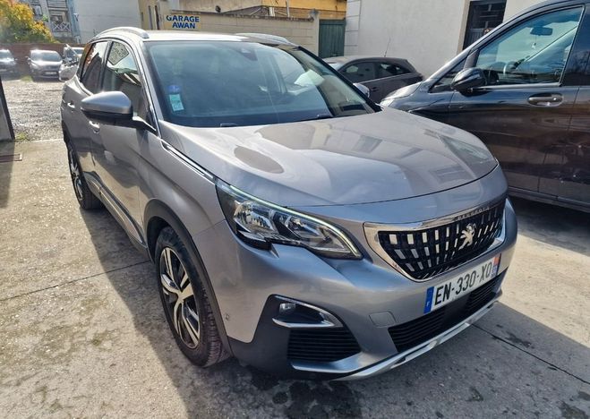 Peugeot 3008 1.2 ESSENCE 130ch allure garantie 12-moi Gris de 2017