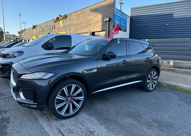 Jaguar F Pace F D300 R dynamic Gris de 2017