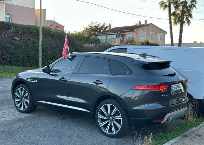 Jaguar F Pace F D300 R dynamic Gris de 2017