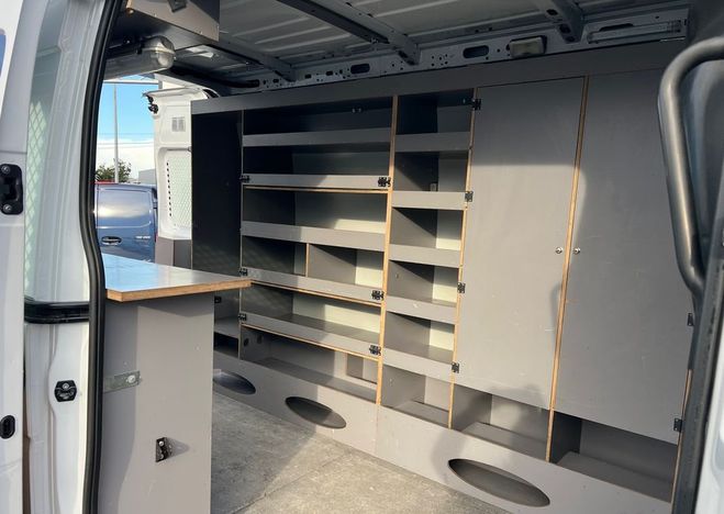 Renault Master 15950 ht L2H2 150 cv Atelier   Options Blanc de 2021