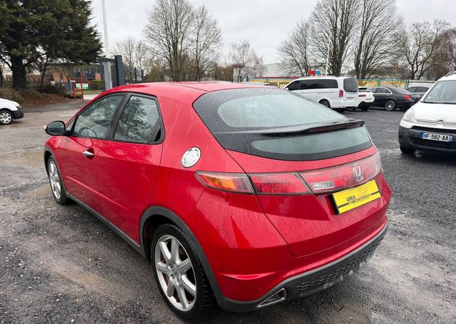 Honda Civic 2l2 i-CTDI 140 chx ��Confort � Rouge de 2008