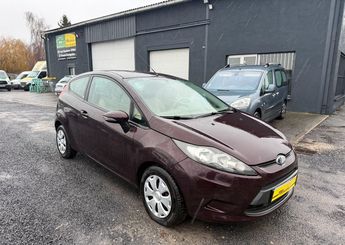  Voir d&eacute;tails -Ford Fiesta 1l6 TDCI 90 chx ���dition GHIA�� &agrave; Douai (59)