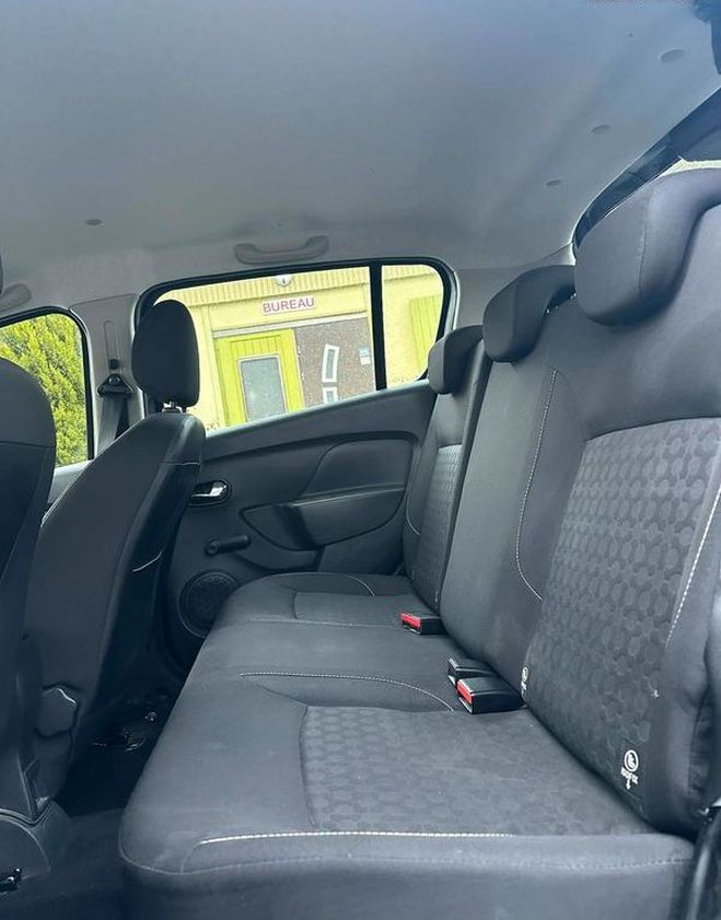 Dacia Sandero 1.5 dci edition black touch premiere mai Noir de 2015