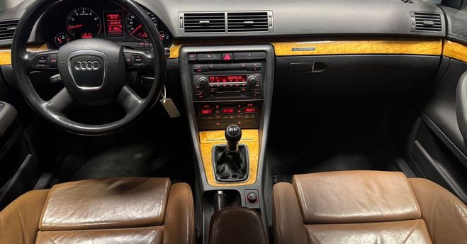 Audi A4 1.8 t 165 ambition quattro Gris de 2005
