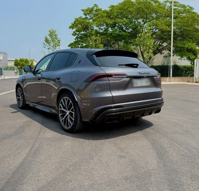 Maserati Grecale Trofeo V6 530 Gris de 2022