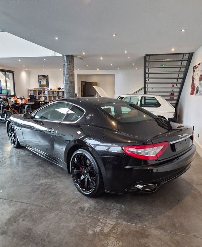 Maserati Gran Turismo S 4.7 V8 Garantie 12 mois Noir de 2011
