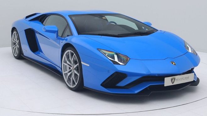Lamborghini Aventador S AD Personam Blu Nila de 2018