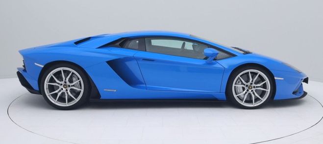 Lamborghini Aventador S AD Personam Blu Nila de 2018