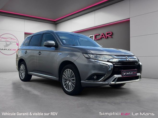 Mitsubishi Outlander PHEV 2.4l Twin Motor 4WD Intense GARANTI Gris de 2018