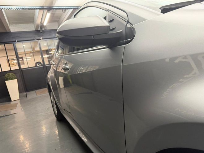 Toyota Yaris Hybrid Dynamic Business Multidrive ECVT Gris de 2022