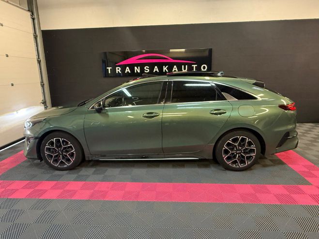 Kia ProCeed 1.5 T-GDi 160 ch DCT7 GT Line Premium /G Vert de 2024