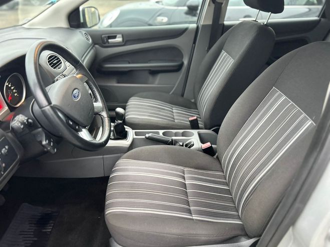 Ford Focus Trend Gris de 2008