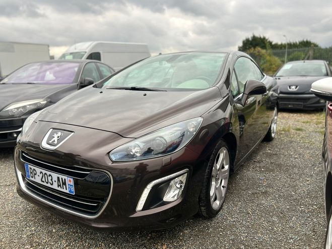 Peugeot 308  308 CC 2.0 HDI 163 F�line Marron de 2011