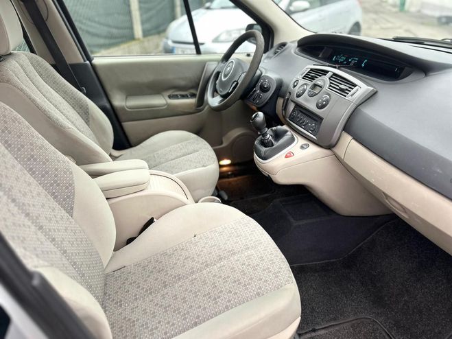 Renault Megane SCENIC II Confort Authentique Gris de 2007