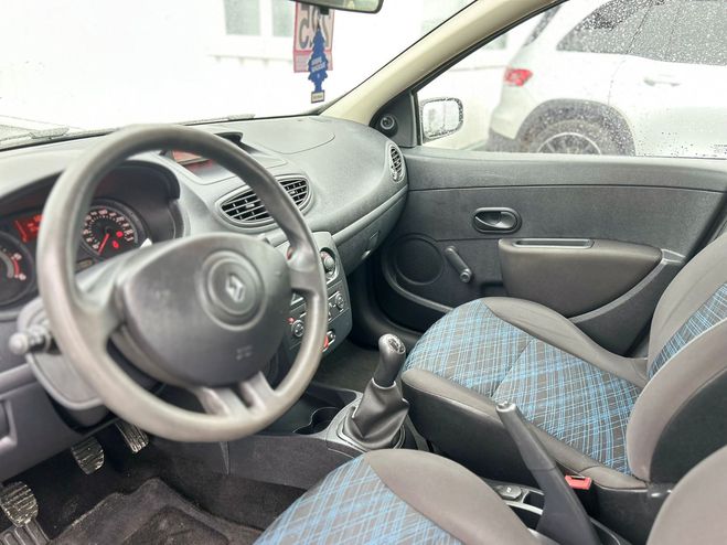 Renault Clio Authentique Bleu de 2008