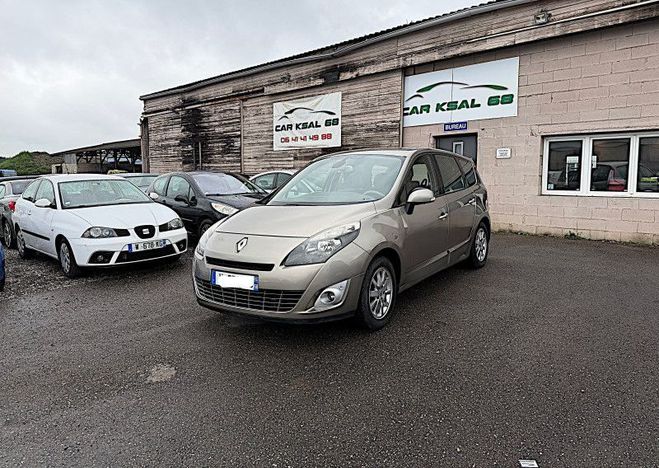 Renault Grand Scenic III 2.0 16V 140CH PRIVILEGE CVT 5 PLACES Beige de 2009