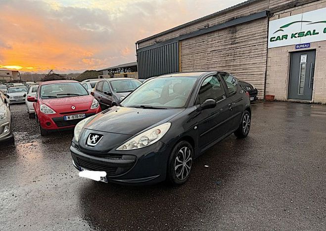 Cliquer pour voir la photo suivante Peugeot 206 + 1.4 TRENDY 3P Gris de 2010