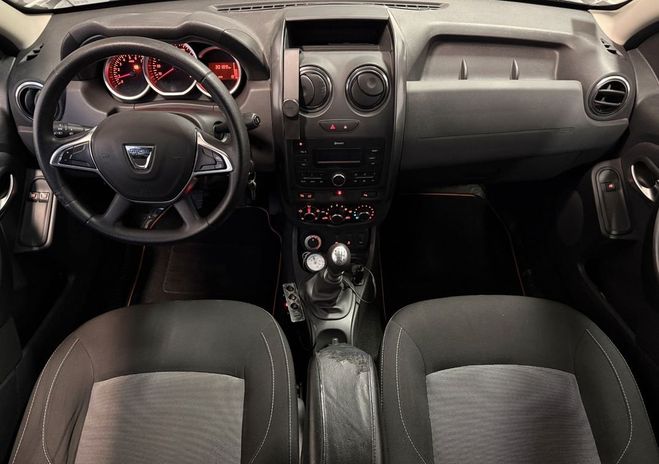 Dacia Duster 1.2 tce 125ch laureate 4x4 attelage rada Blanc de 2017